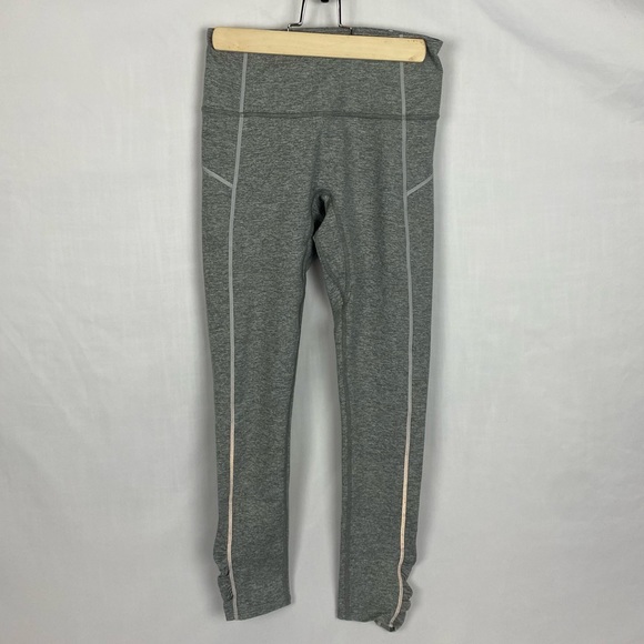 NEW Free People Movement High Rise Gray You’re A Peach 7/8 Leggings Size Small - Picture 4 of 12